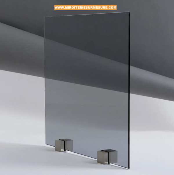Verre Feuilleté Gris 44.2